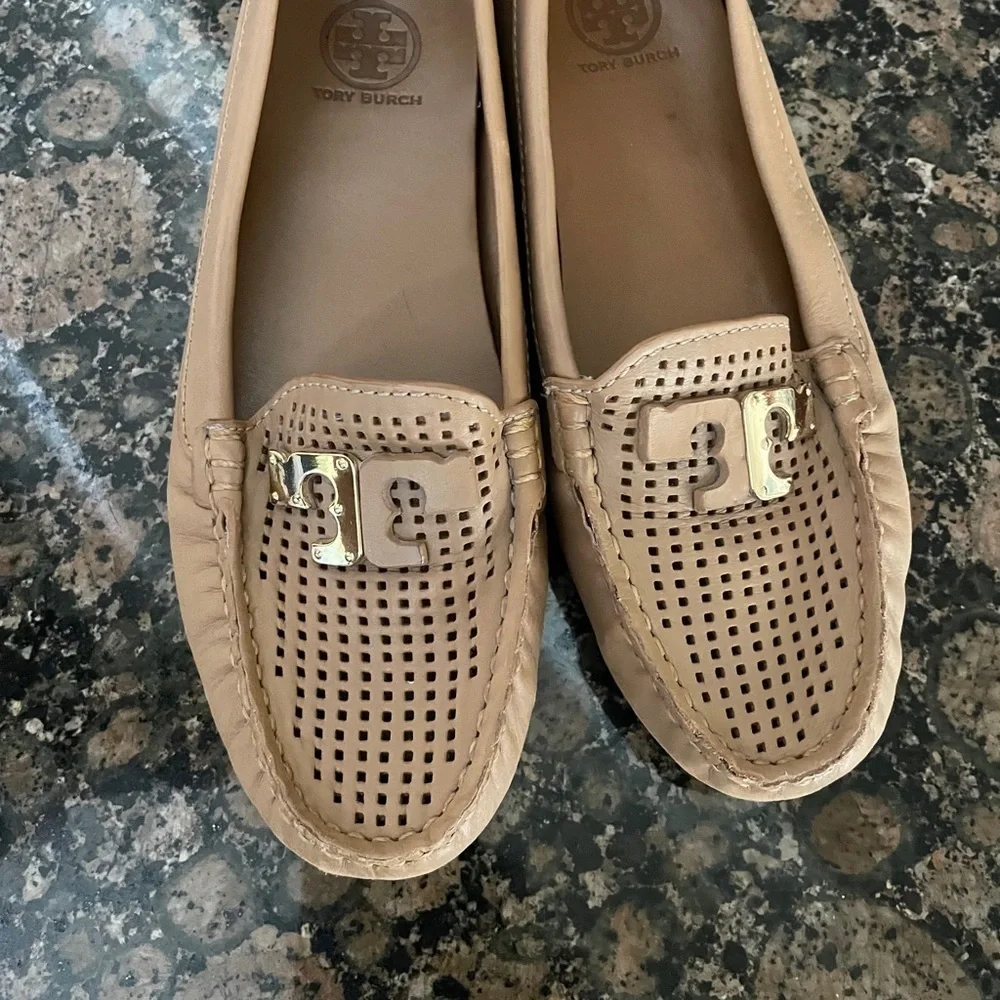 Tory Burch tan flats